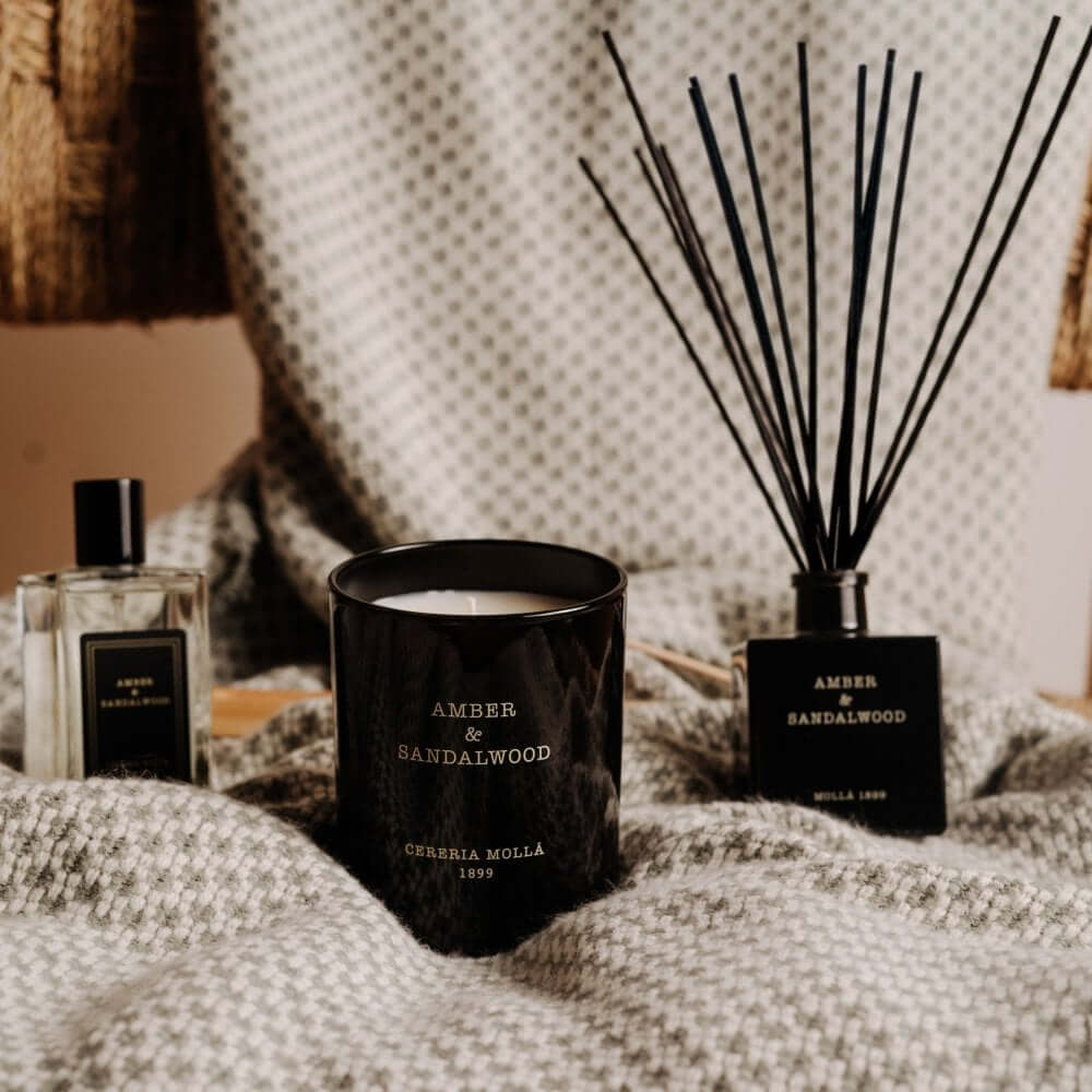 Duftlys 230g - Amber & Sandalwood