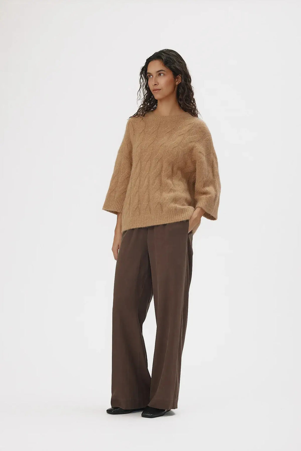 Ola Cable Sweater - Creme Brulee