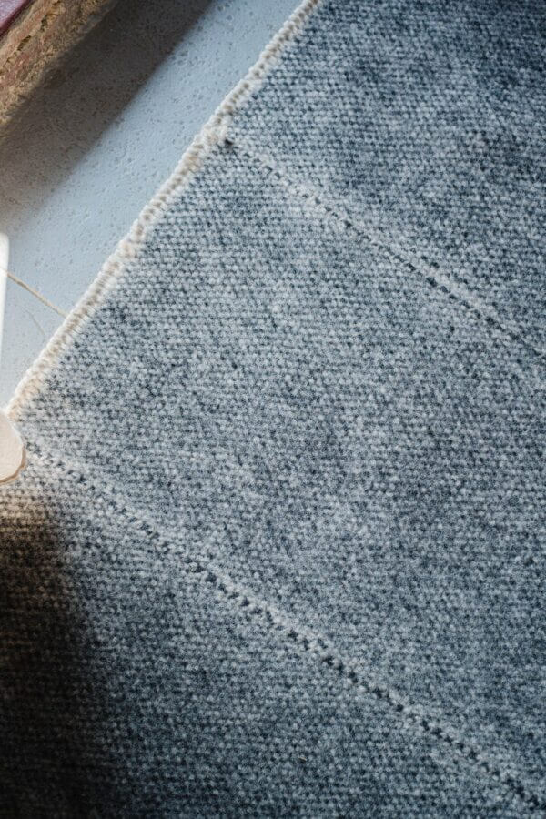 Aunsi – Radhi Rug