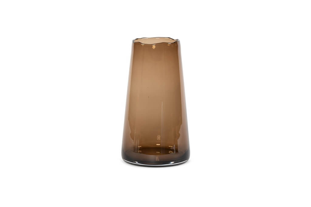 Conical vase organic rim