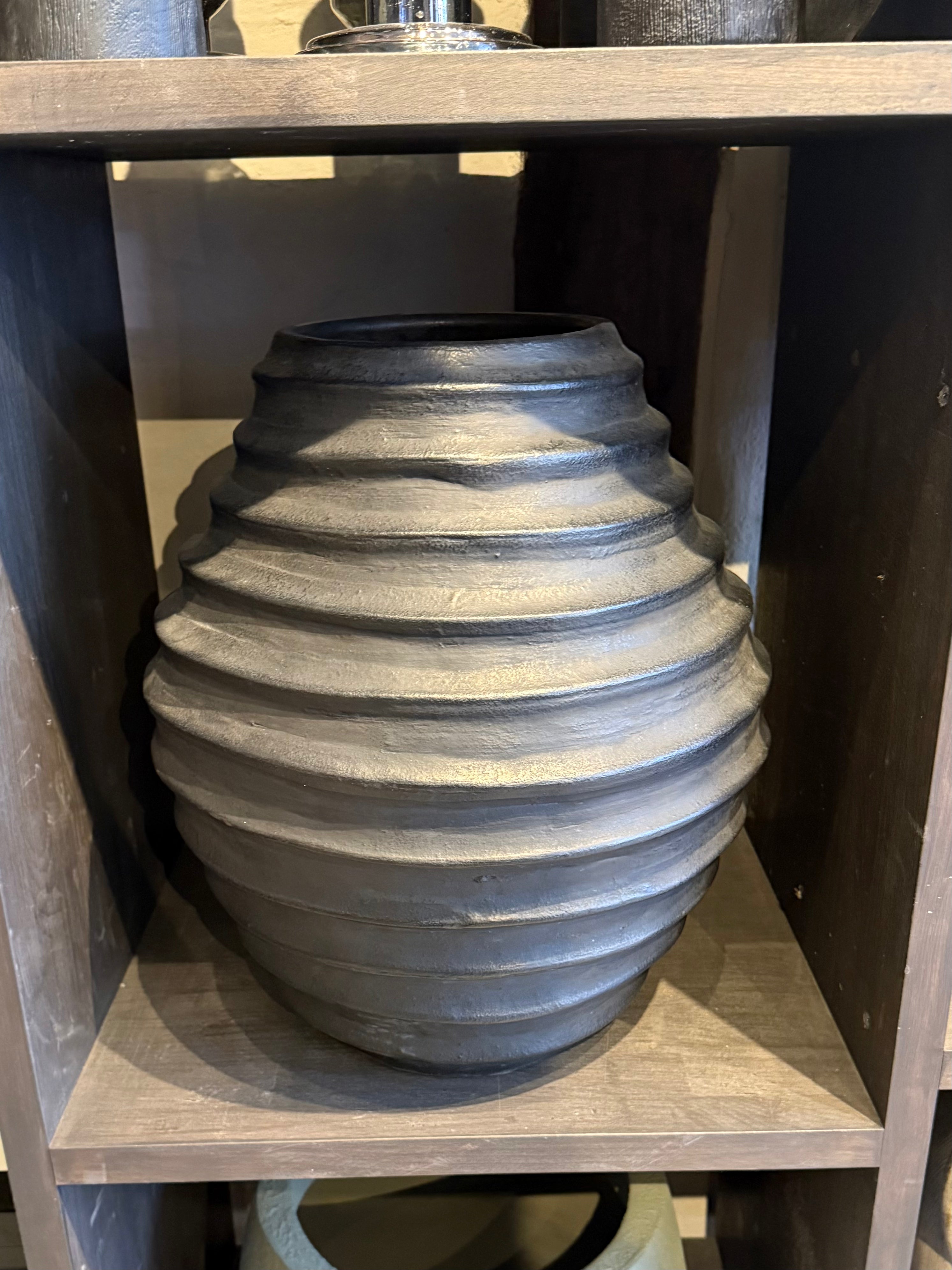 Nami vase