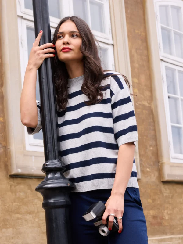 Stribet Oversize T-shirt - Grå/navy - Image 4