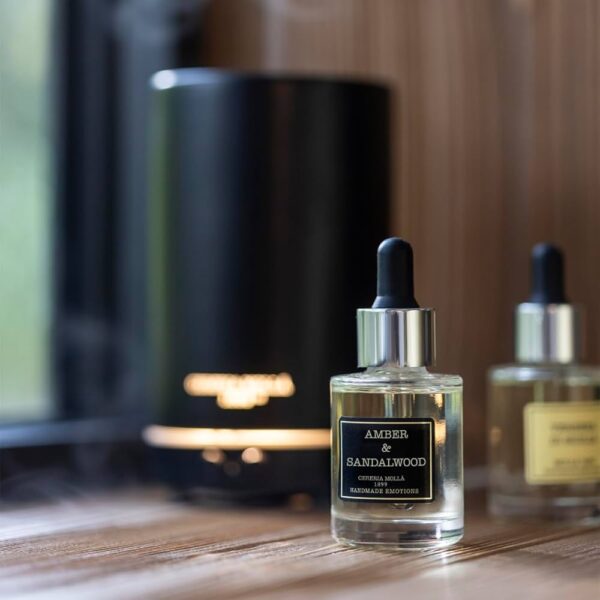 AMBER & SANDALWOOD ESSENTIAL OIL 30ml | CERERIA MOLLA - Image 2