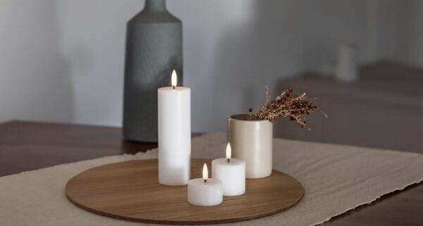 Smooth Mini Pillar Candle, Nordic White | Uyuni - Image 3