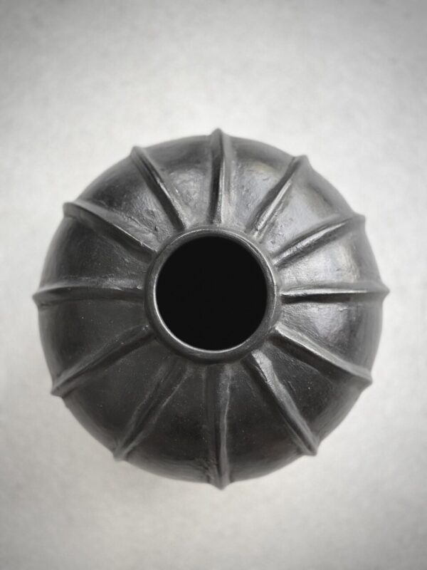 AGUN vase, black antique | Noori - Billede 4