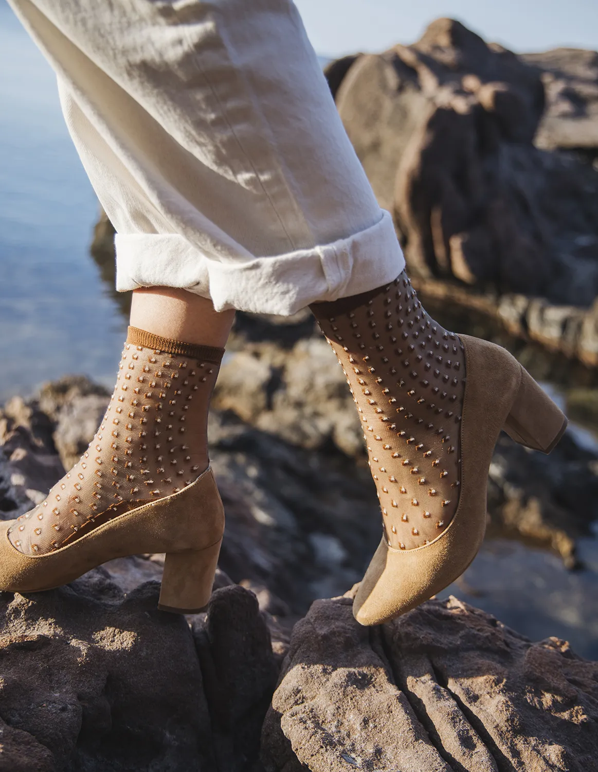 Crescent Brune, transparente strømper | Atelier St Eustaache - Billede 3