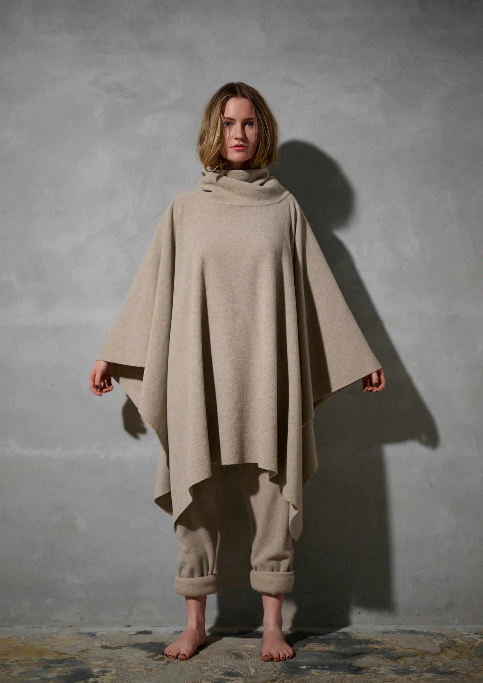 Lounge Poncho, Sand | Henriette Steffensen - Billede 2