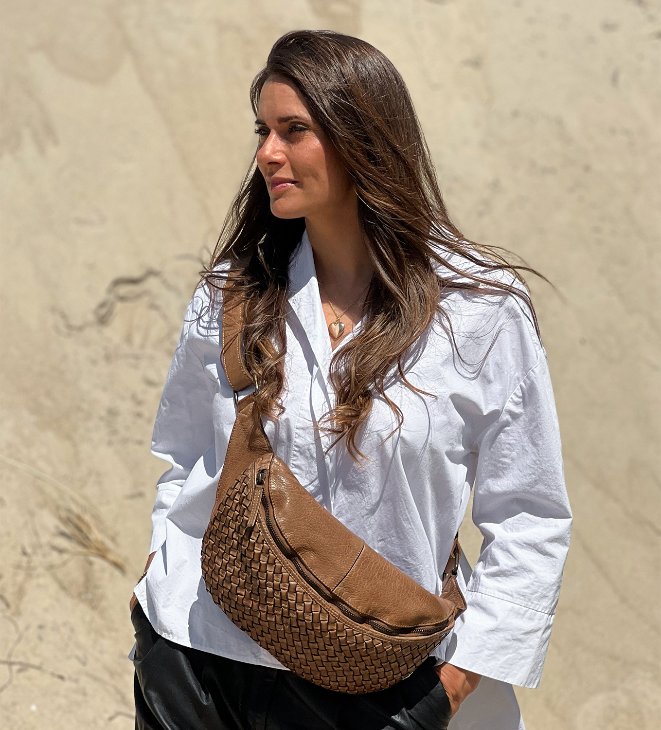 Verona fletlæder bæltetaske, Walnut | Montana