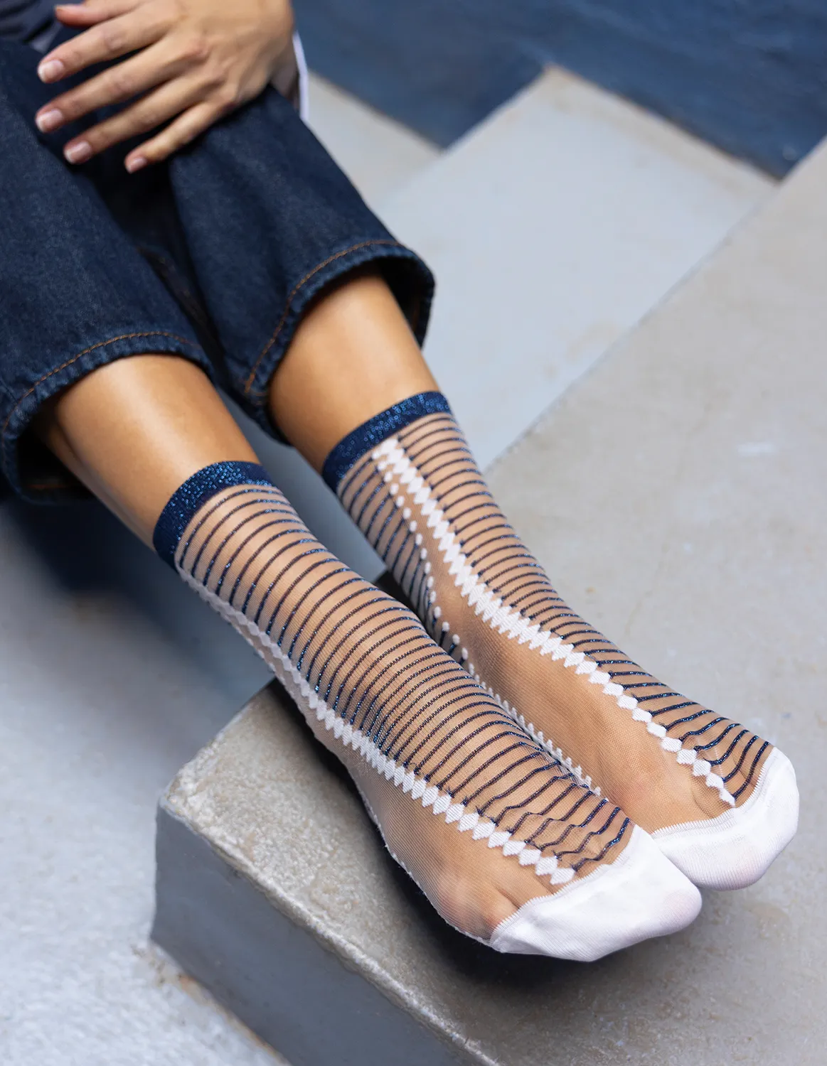 Boavista Blue, transparente strømper | Atelier St Eustache - Billede 2