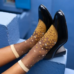 NakaMeguro Ocre, transparente strømper | Atelier St Eustache